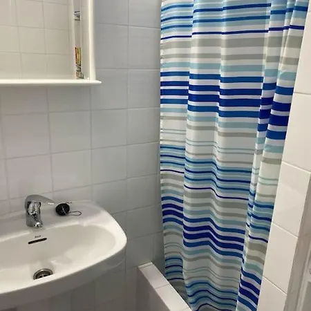 Apartamento Amplio Con Terraza Y Piscina *